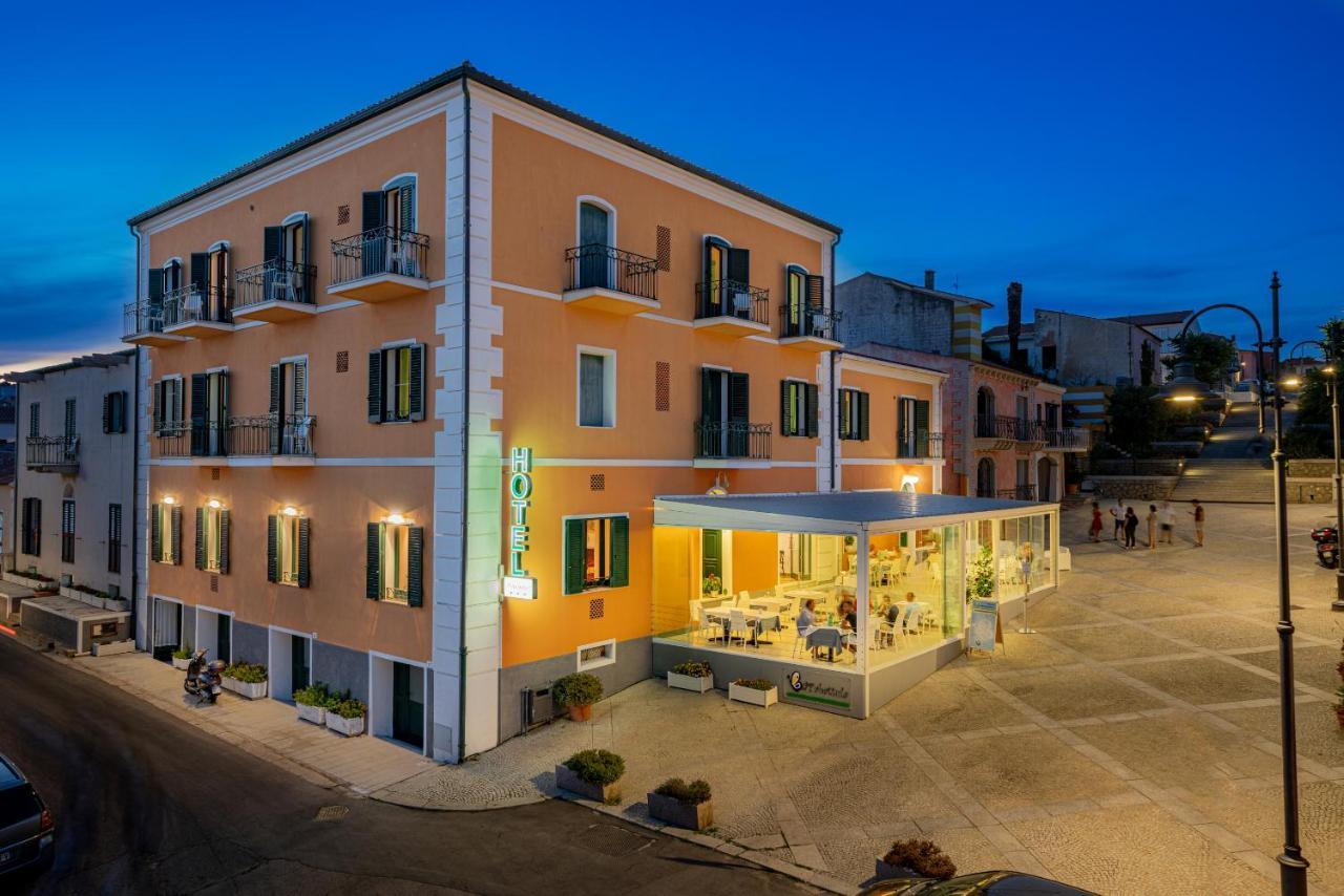 Hotel Marinaro Santa Teresa Gallura Eksteriør bilde