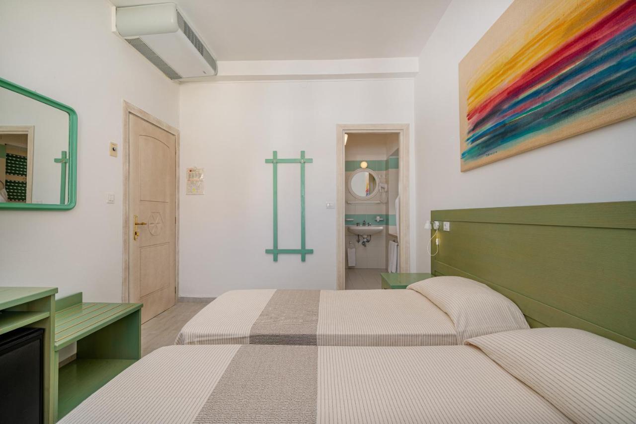 Hotel Marinaro Santa Teresa Gallura Eksteriør bilde